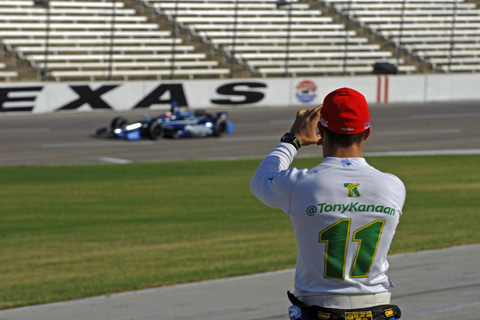 tony_kanaan_filmt_barrichello